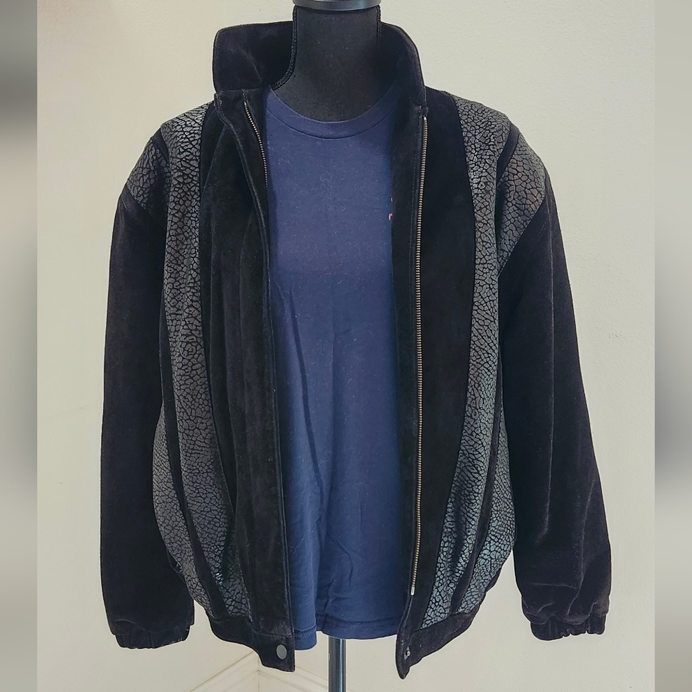 Vintage Comint Stylish Men's Black and Gray Bomber Jacket